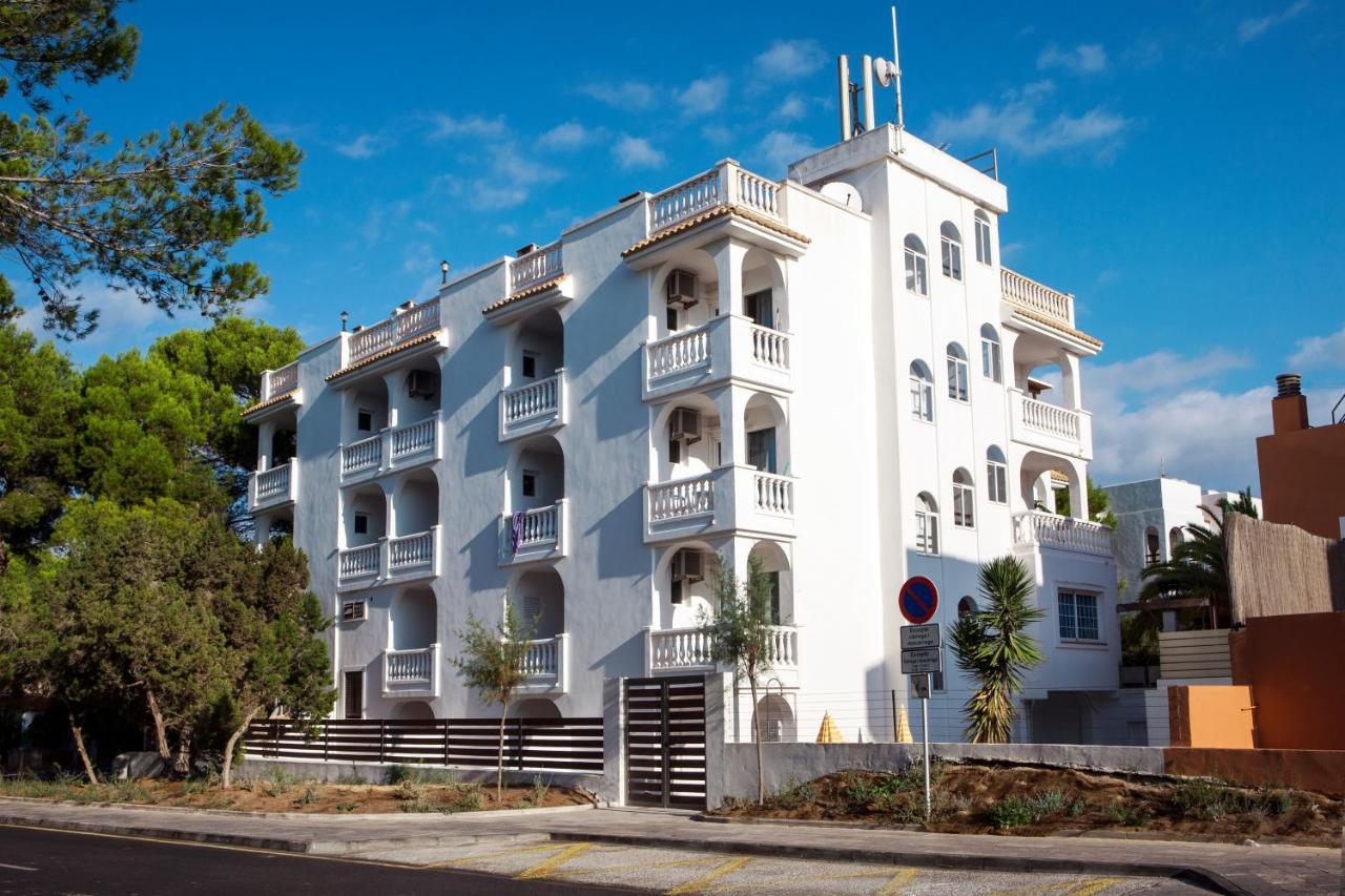 Apartamentos Top Secret Prestige Es Pujols - Formentera Vacaciones מראה חיצוני תמונה