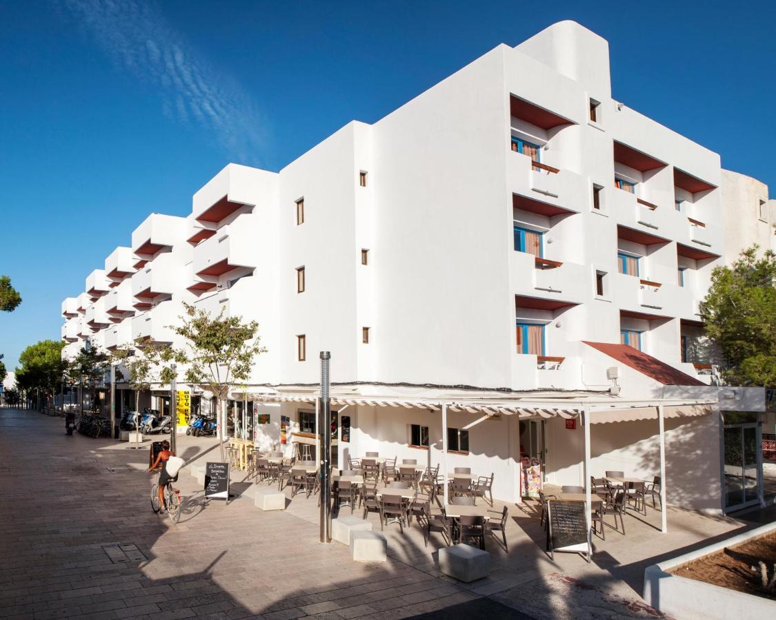 Apartamentos Top Secret Prestige Es Pujols - Formentera Vacaciones מראה חיצוני תמונה