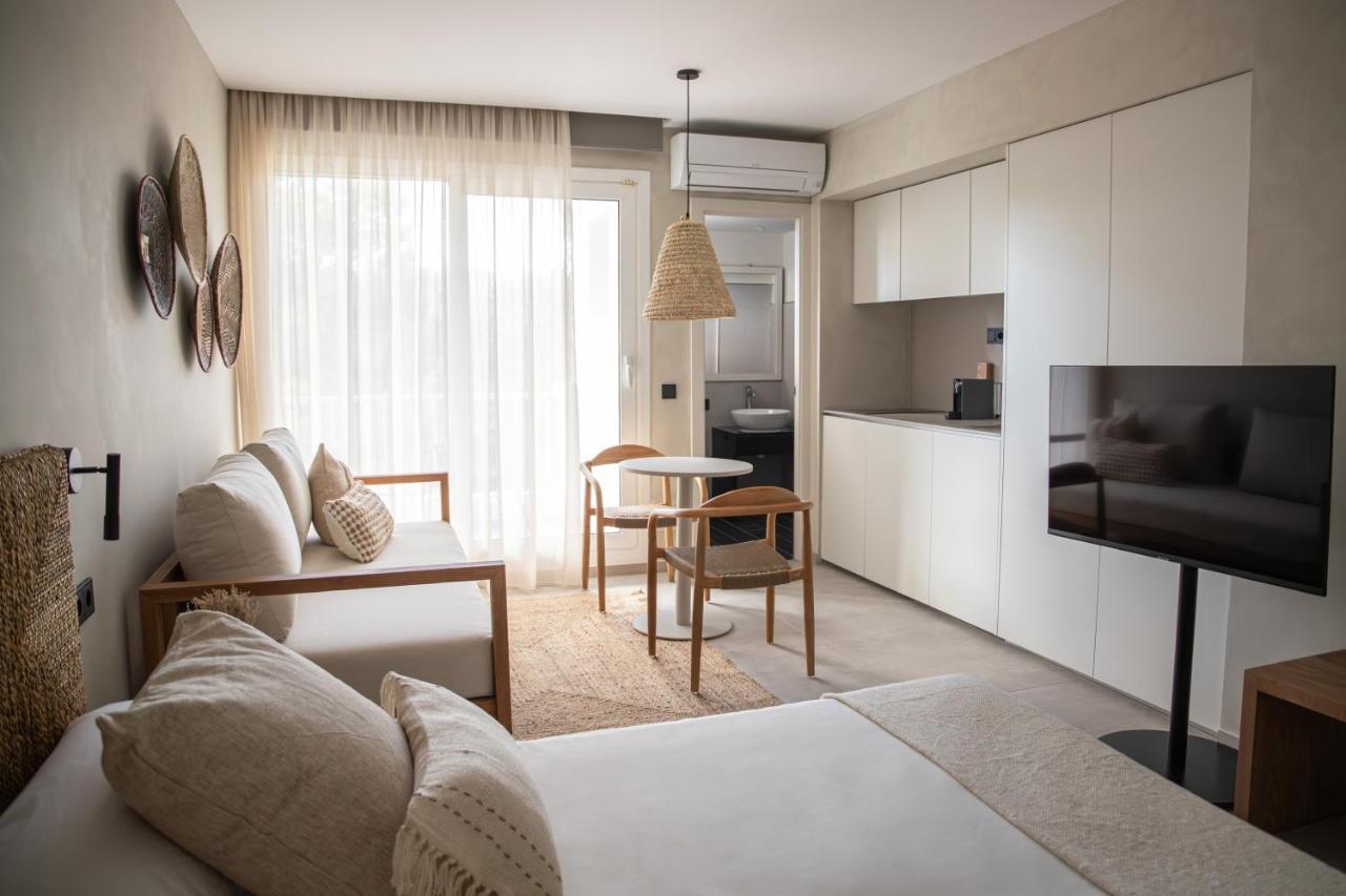 Apartamentos Top Secret Prestige Es Pujols - Formentera Vacaciones מראה חיצוני תמונה
